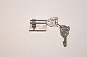 Sobinco halve cilinder inclusief 3 sleutels cilinder maat 30mm .